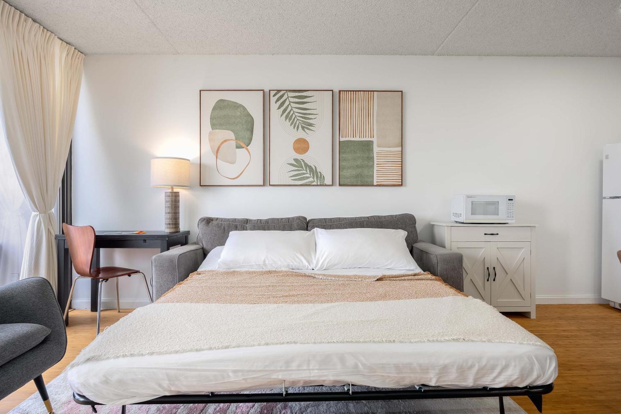 Waikiki Banyan Ocean View Oasis With Free Parking! Apartment Honolulu