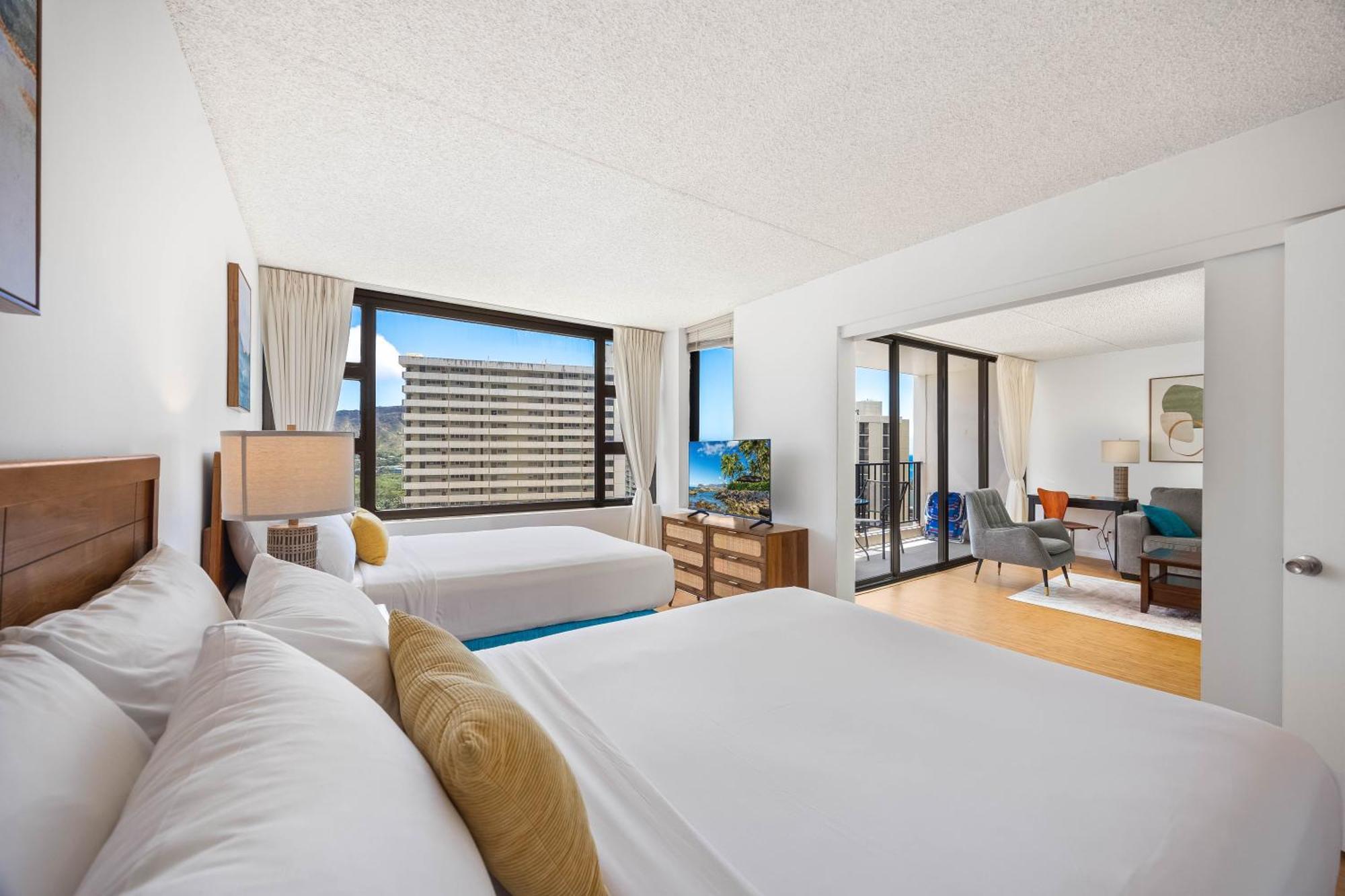 Waikiki Banyan Ocean View Oasis With Free Parking! * Honolulu